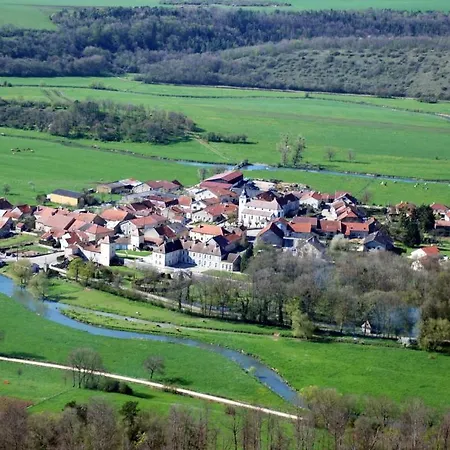 Chateau D'autigny-la-tour 住宿加早餐酒店 Autigny-la-Tour